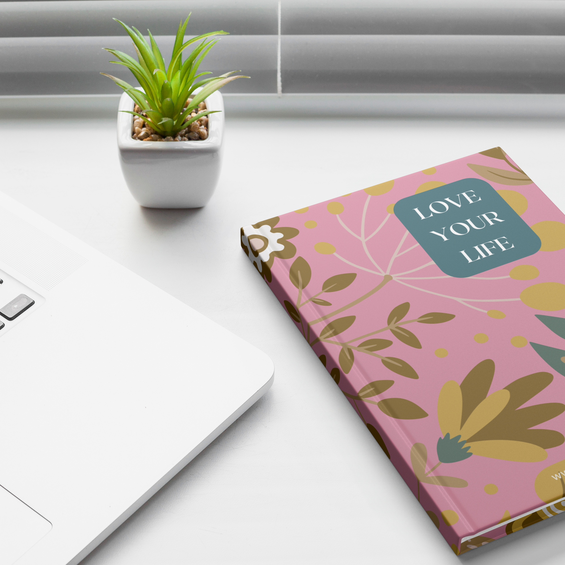 Hardcover_Journal_-_Love_Your_Life_-_Pin_Lifestyle_1_Mockup.png